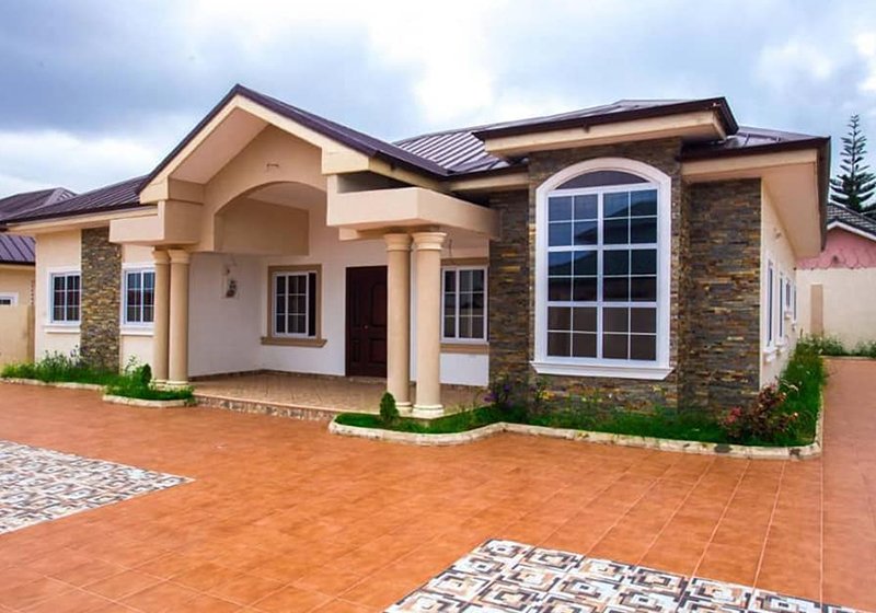 Executive 4 Bedroom House